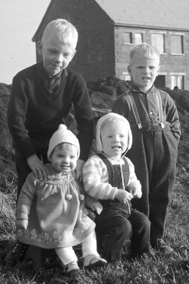 1964 von links: Michael, Monika, Bernd, Stefan